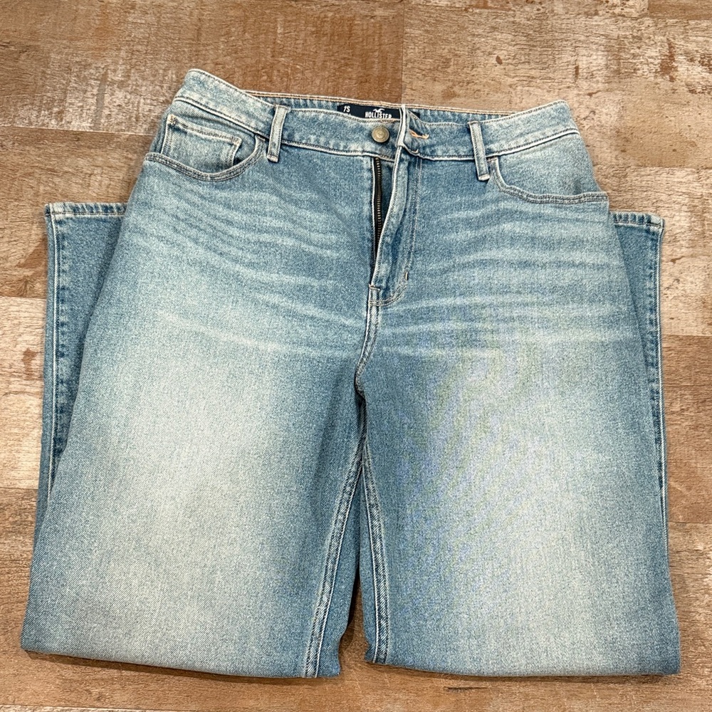 Light Wash Hollister Jeans